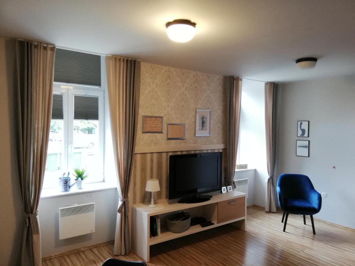 Apartment Nobl Plac Celje Exterior photo